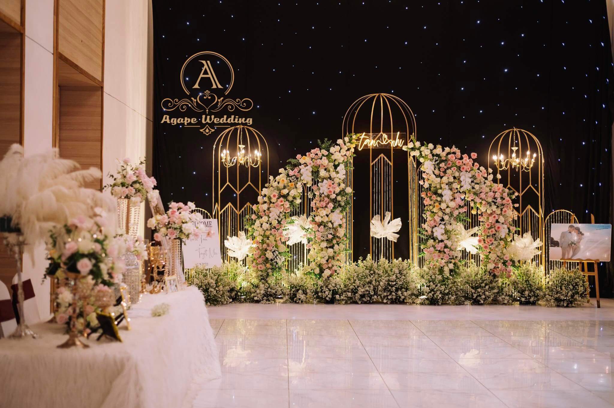 Không gian tiệc cưới do Agape Wedding thực hiện